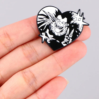 Anime DEATH NOTE Ryuk Cosplay Brooch Adult Unisex Alloy Enamel Badge Lapel Pins Bag Costume Ornament Halloween Accessories Props