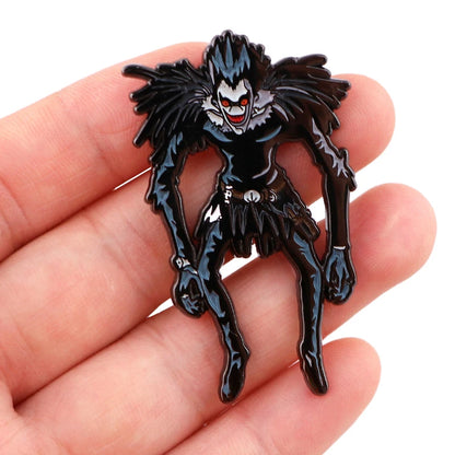 Anime DEATH NOTE Ryuk Cosplay Brooch Adult Unisex Alloy Enamel Badge Lapel Pins Bag Costume Ornament Halloween Accessories Props