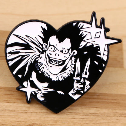 Anime DEATH NOTE Ryuk Cosplay Brooch Adult Unisex Alloy Enamel Badge Lapel Pins Bag Costume Ornament Halloween Accessories Props